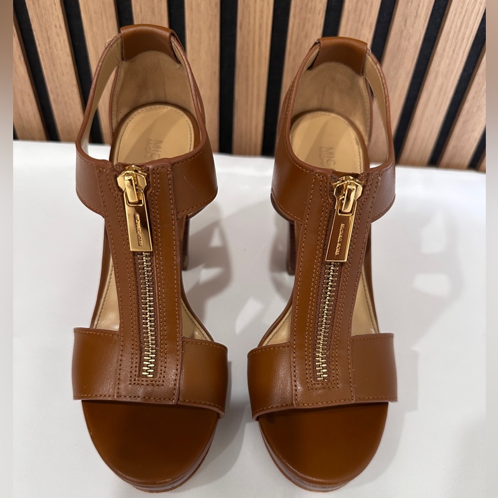 Michael Kors Brown Leather Heels Sandals Round Block Heel Platform Size 5.5M - Picture 6 of 15